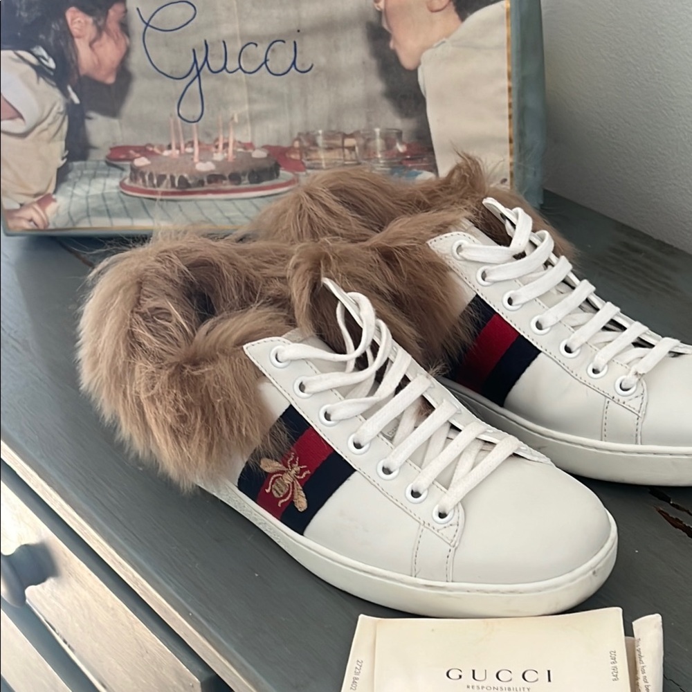 Gucci Women's White Fur-Trimmed Sneakers - Picture 2 of 4